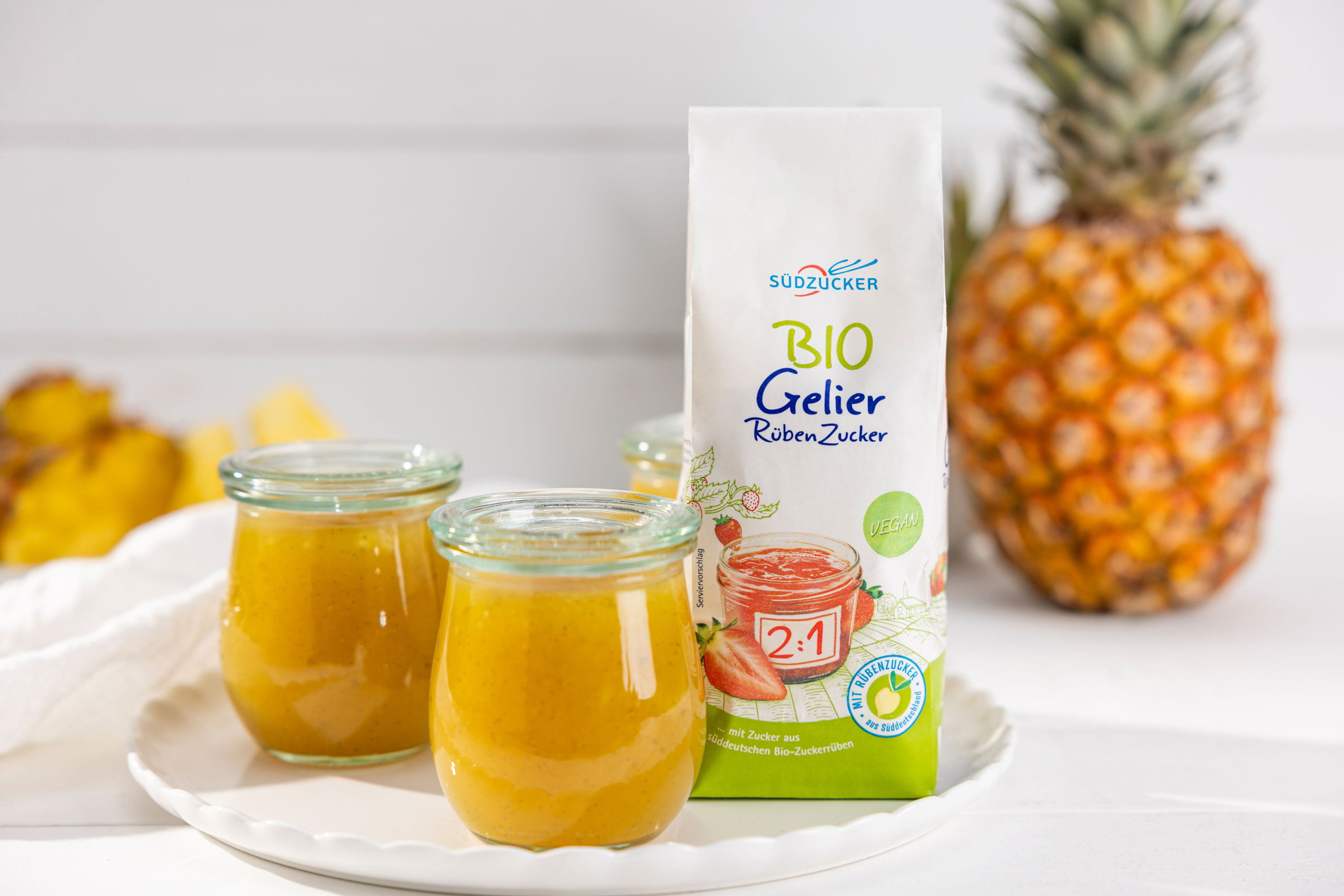 Ananas-Kokos-Fruchtaufstrich / mit Limette und Vanille