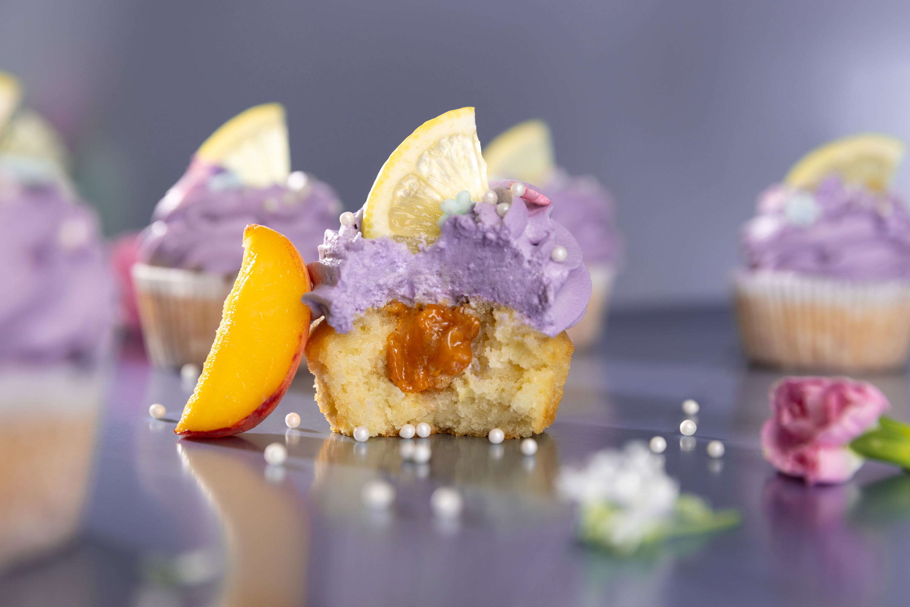 Apfel-Zitronen-Cupcakes / mit Pfirsichfüllung / Betty Barclay Soulgarden