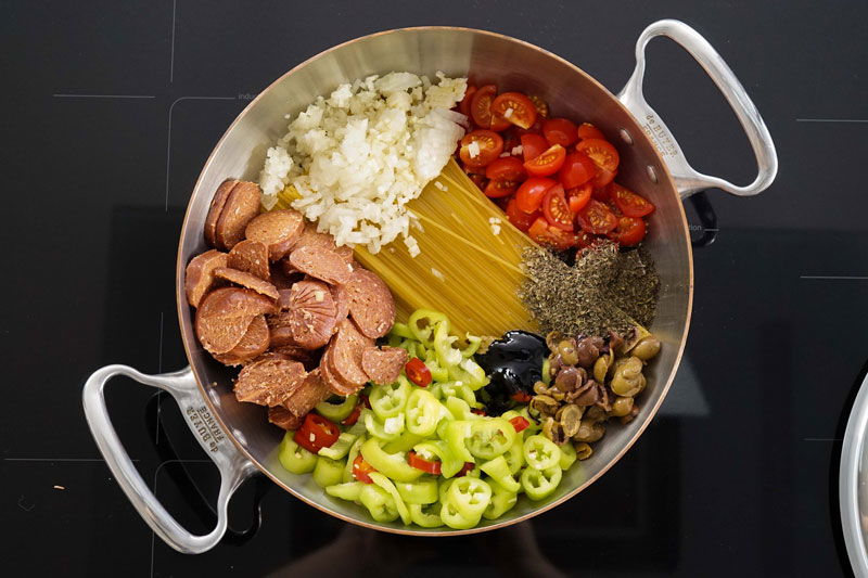 One Pot Sucuk-Spaghetti-Topf / 25 Minuten Rezept / Eintopf