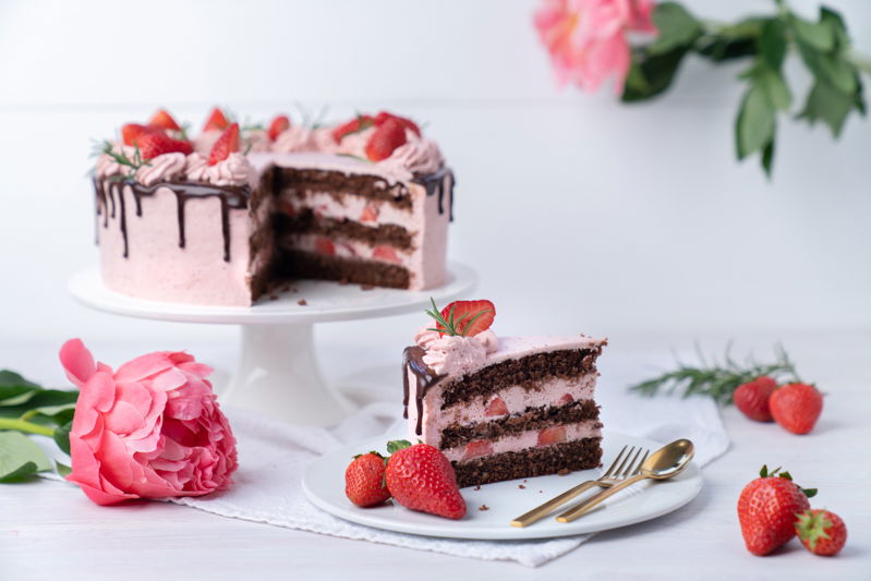 Muttertagstorte mit Erdbeeren / Drip Cake