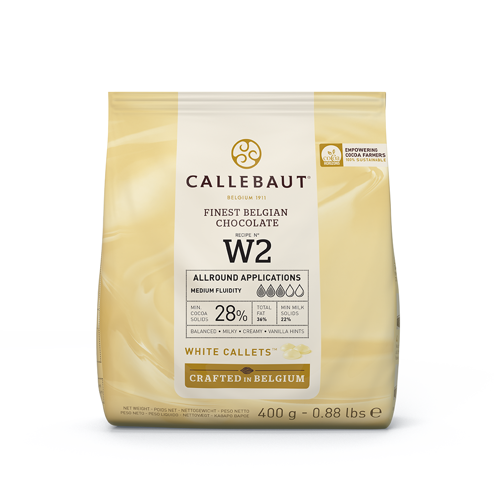 Eine Packung Callebaut weiße Schokolade-Kuvertüre