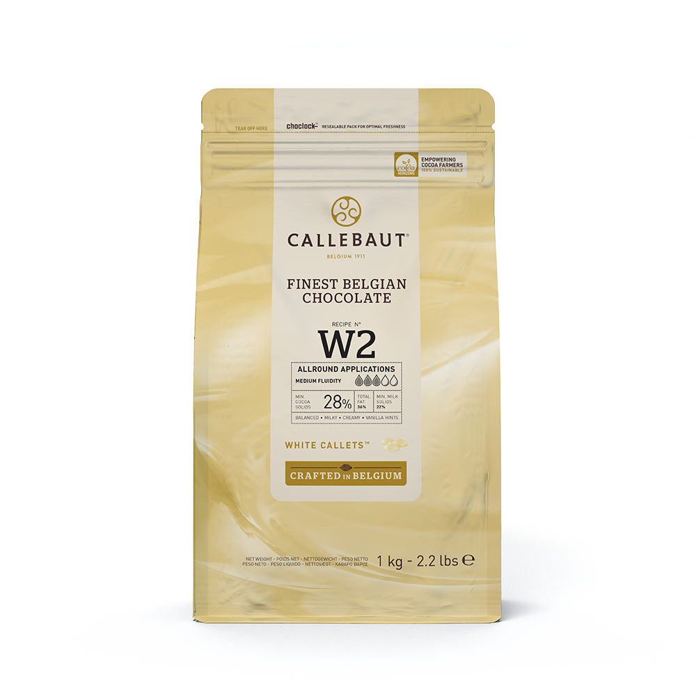 Eine Packung Callebaut weiße Schokolade-Kuvertüre
