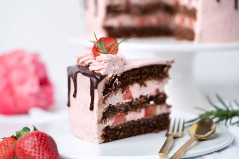 Muttertagstorte mit Erdbeeren / Drip Cake