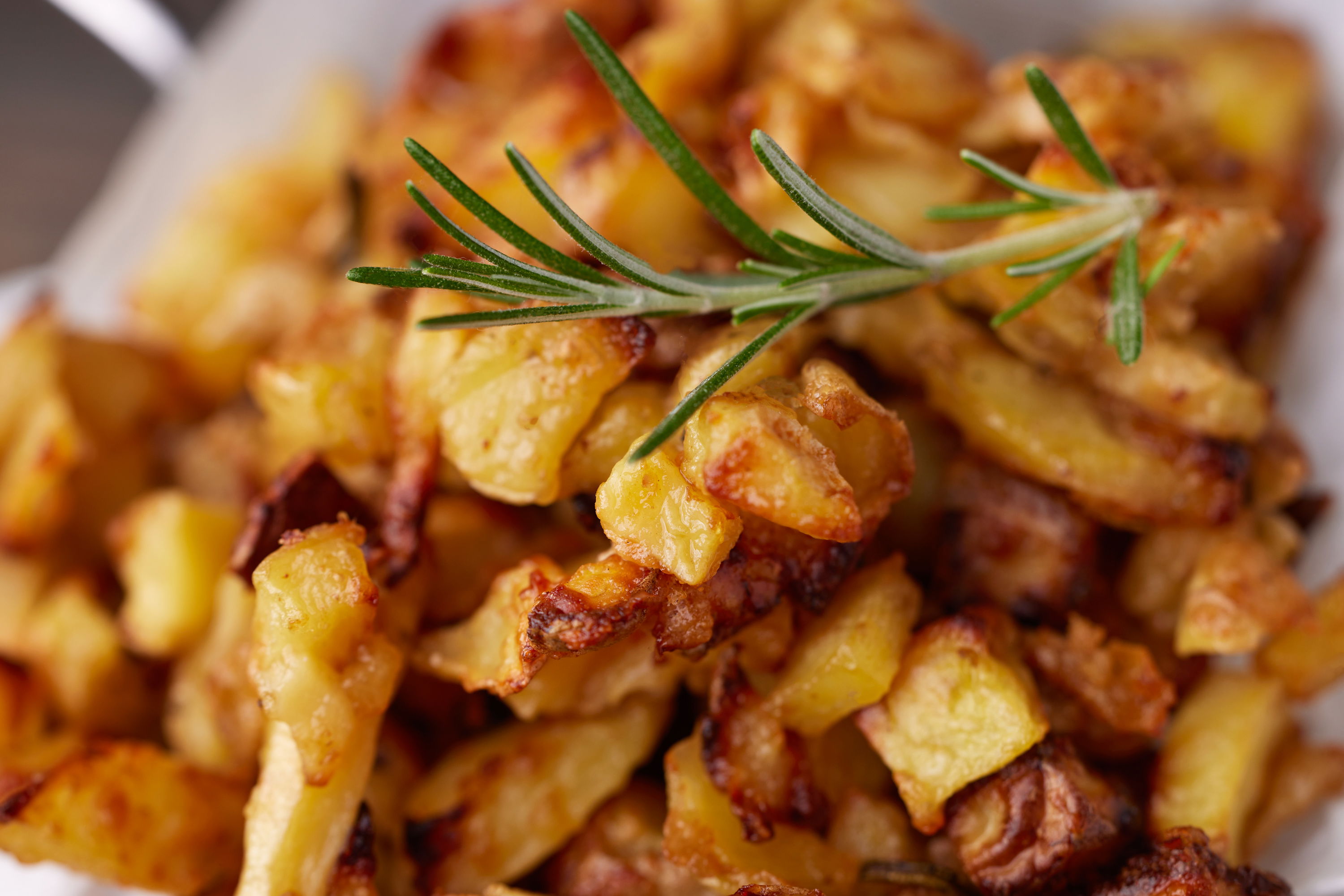 Parmesan-Kartoffeln / mit Honig-Senf-Dressing