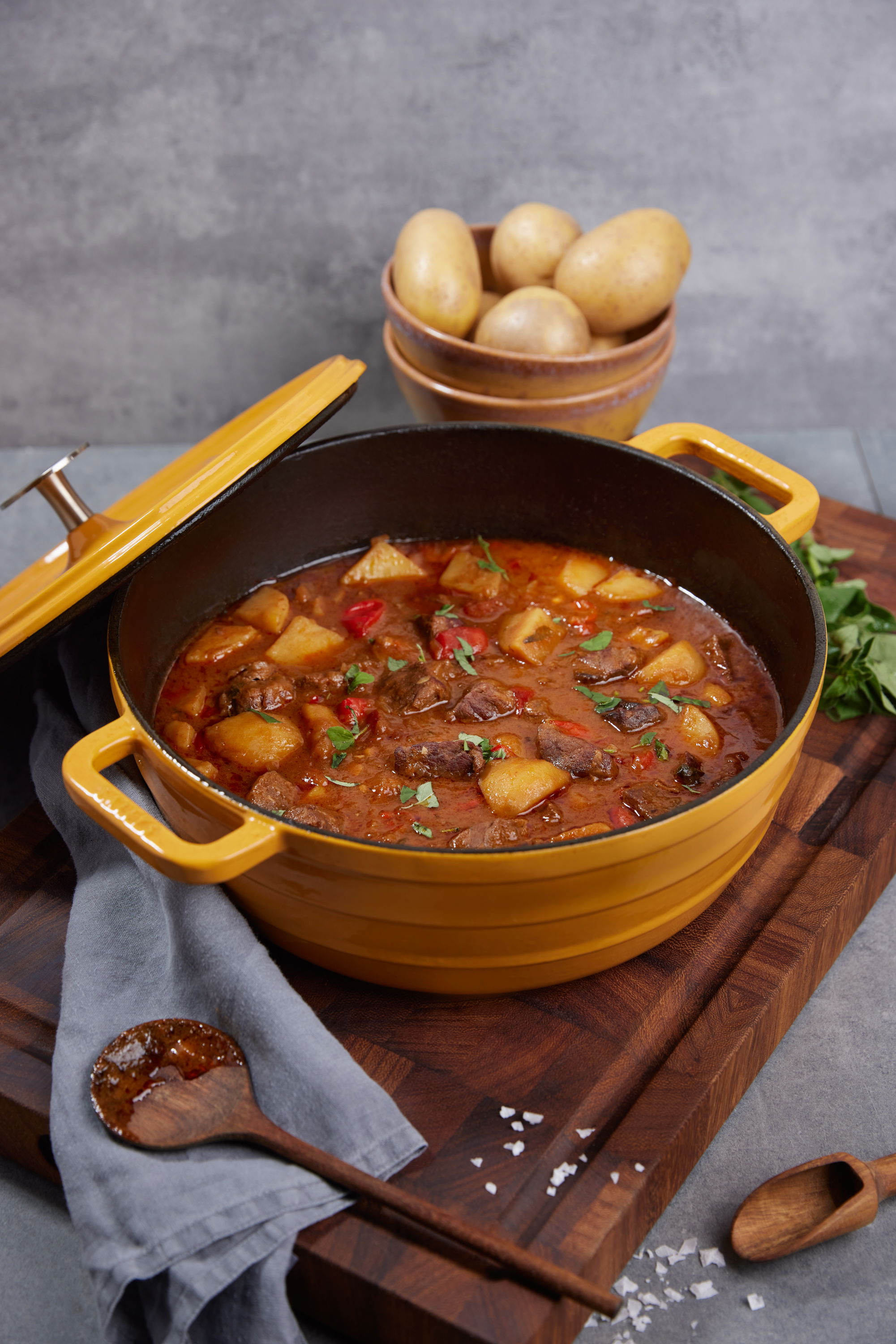Gulasch mit Kartoffeln / Eintopf / Ramadan Rezept