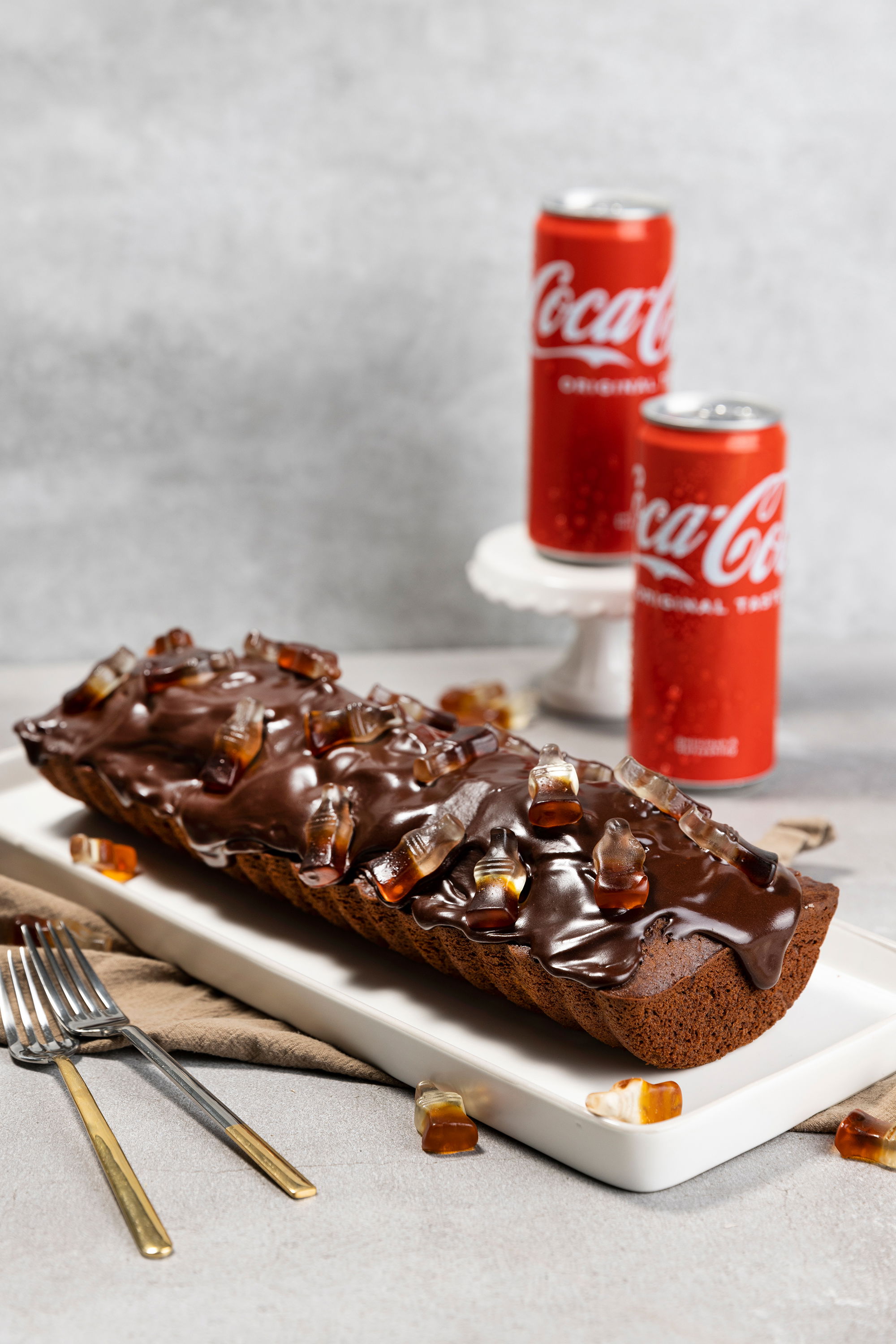 Coca-Cola Kuchen / Cola Schokokuchen mit Kirschen