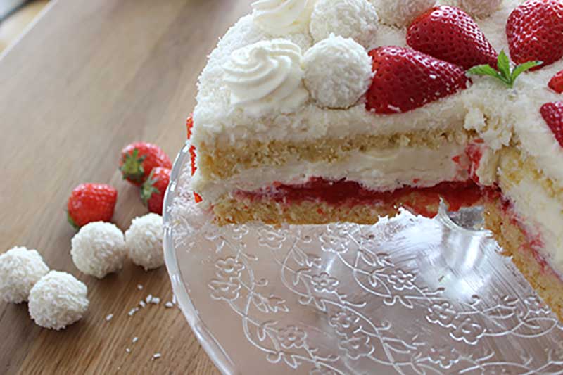 Erdbeer-Kokos-Torte