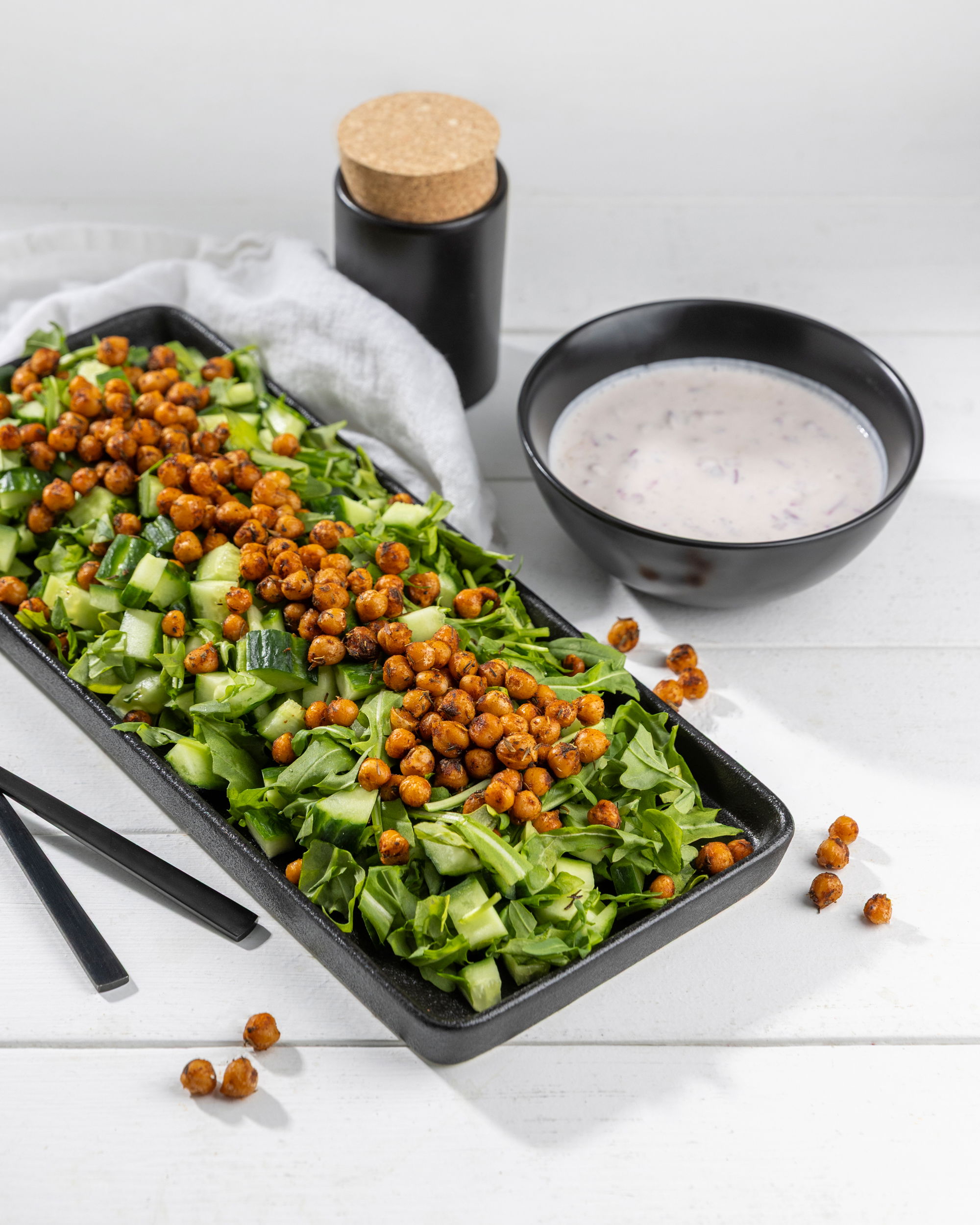 Kichererbsen Salat / Knuspriger Rucola-Gurke-Salat