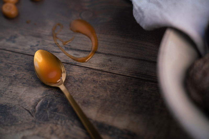 Schokoladenchurros Ringe mit Karamellsauce