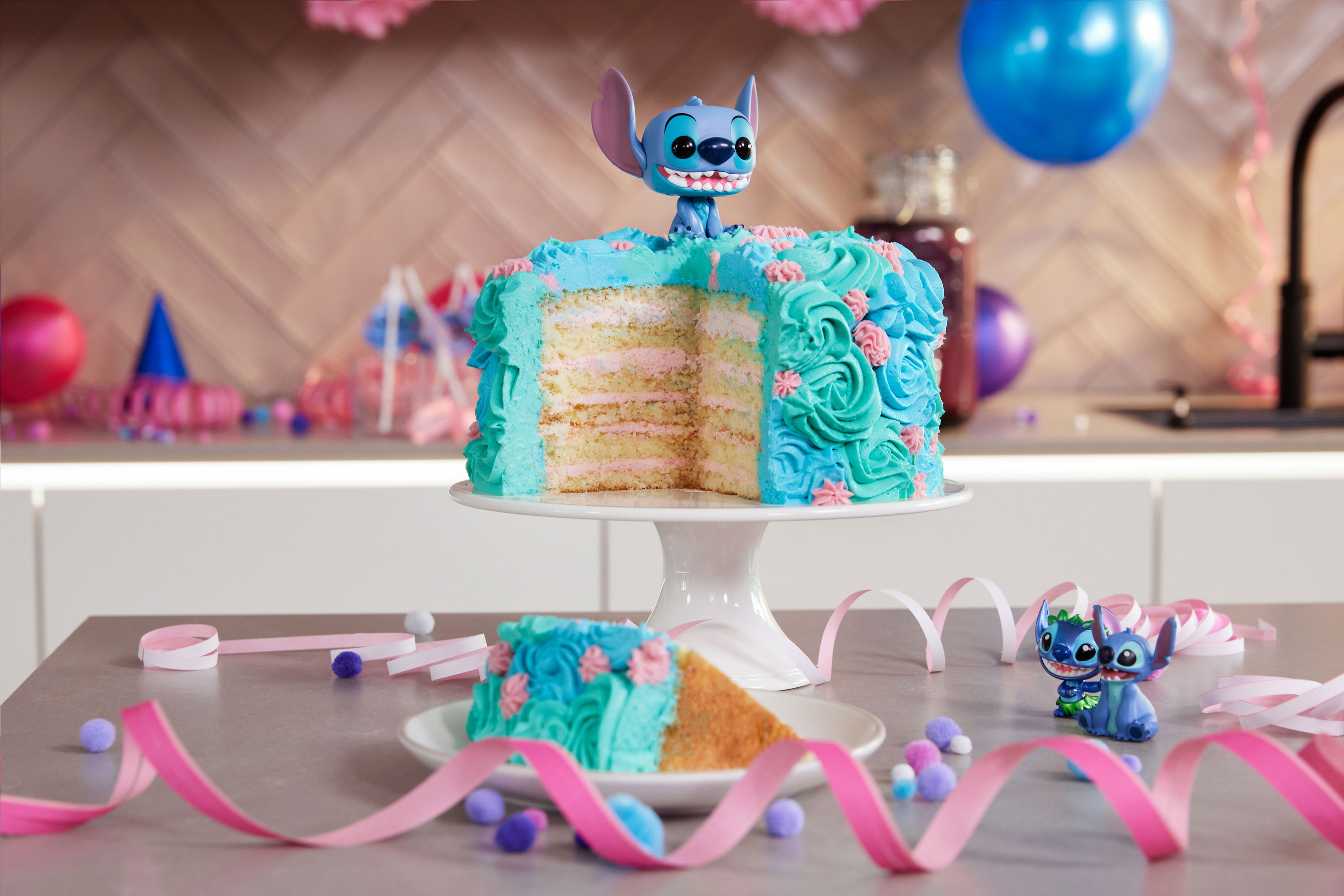 Stitch Torte / Ananas-Kokos Geburtstagstorte